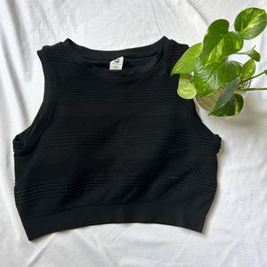 fabletics black sports bra